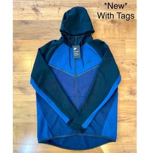 Nike Tech Hoodie